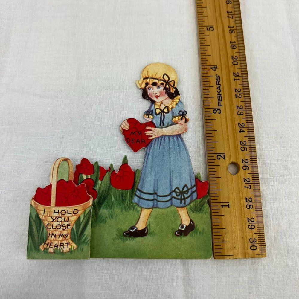 Vtg 1930s 1937 Valentine's Day Holiday Milkmaid Basket Folding Card - Picture 2 of 4